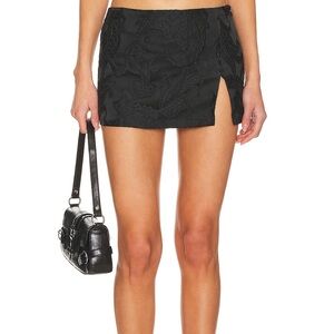 Superdown Zya Mini skirt